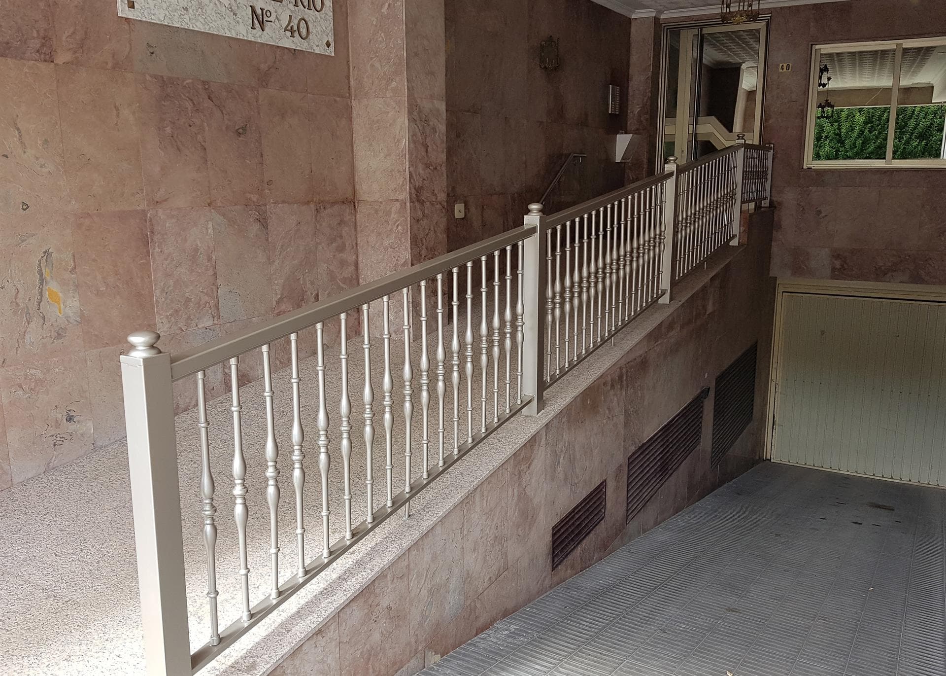 Balcones y pasamanos en O Carballiño